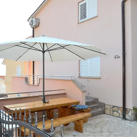 Bozic Apartment Novi Vinodolski